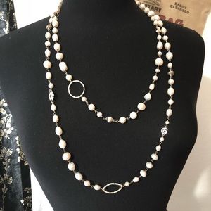 💃HP💃Extra long authentic pearl & silver necklace